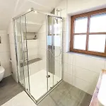 Haus Tobias Апартаменты *