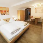 Haus Tobias شقة *