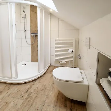 Haus Tobias Апартаменты Бад-Фюссинг