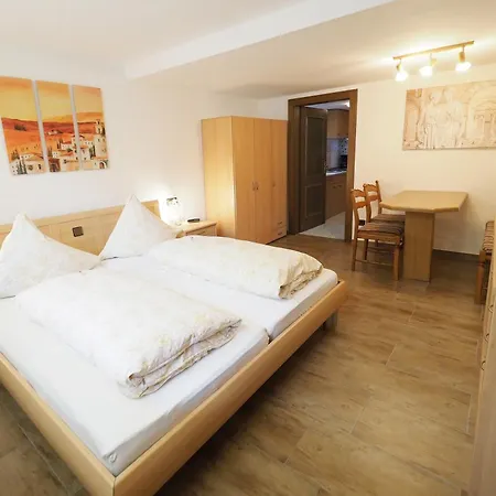 Haus Tobias Apartmán *