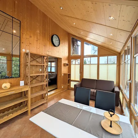 Haus Tobias Апартаменты *