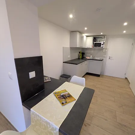 Haus Tobias Апартаменты